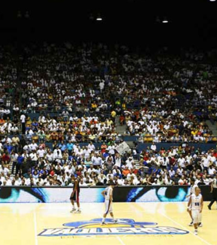 Puerto Rico Indoor Perimeter Display System