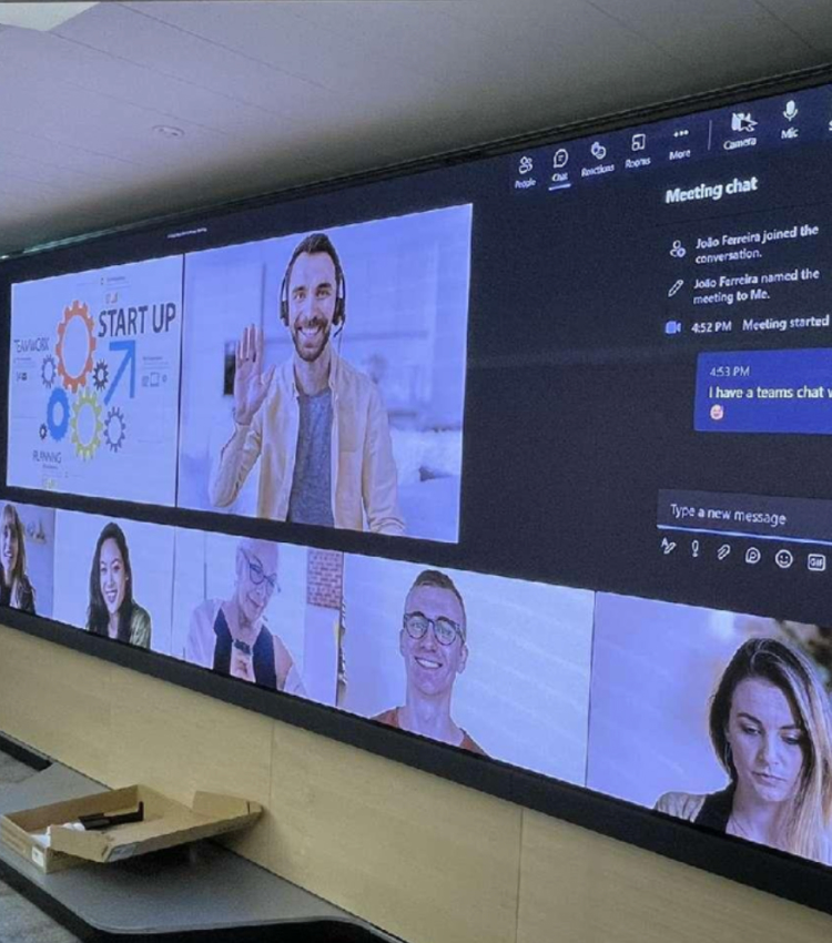 Meeting Room in France Conference All-in-one LED Display